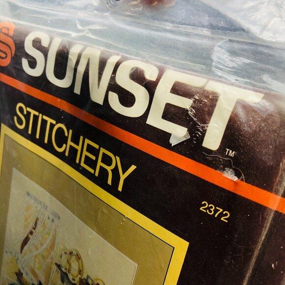 1984 SUNSET STITCHERY Country Kitchen #2372 Vintage UNUSED Needlepoint Kit - Picture 6 of 10